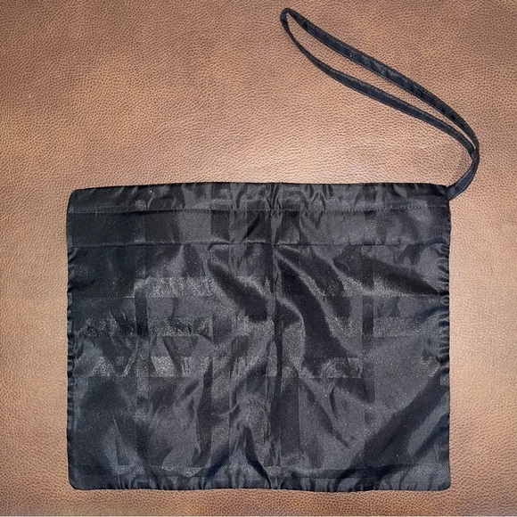 Burberry nylon check wristlet black - Picture 1 of 5